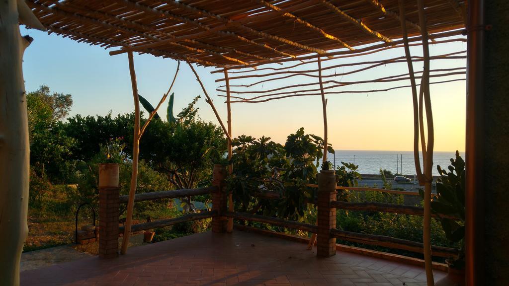Al Melograno B&B Belmonte Calabro Exterior photo